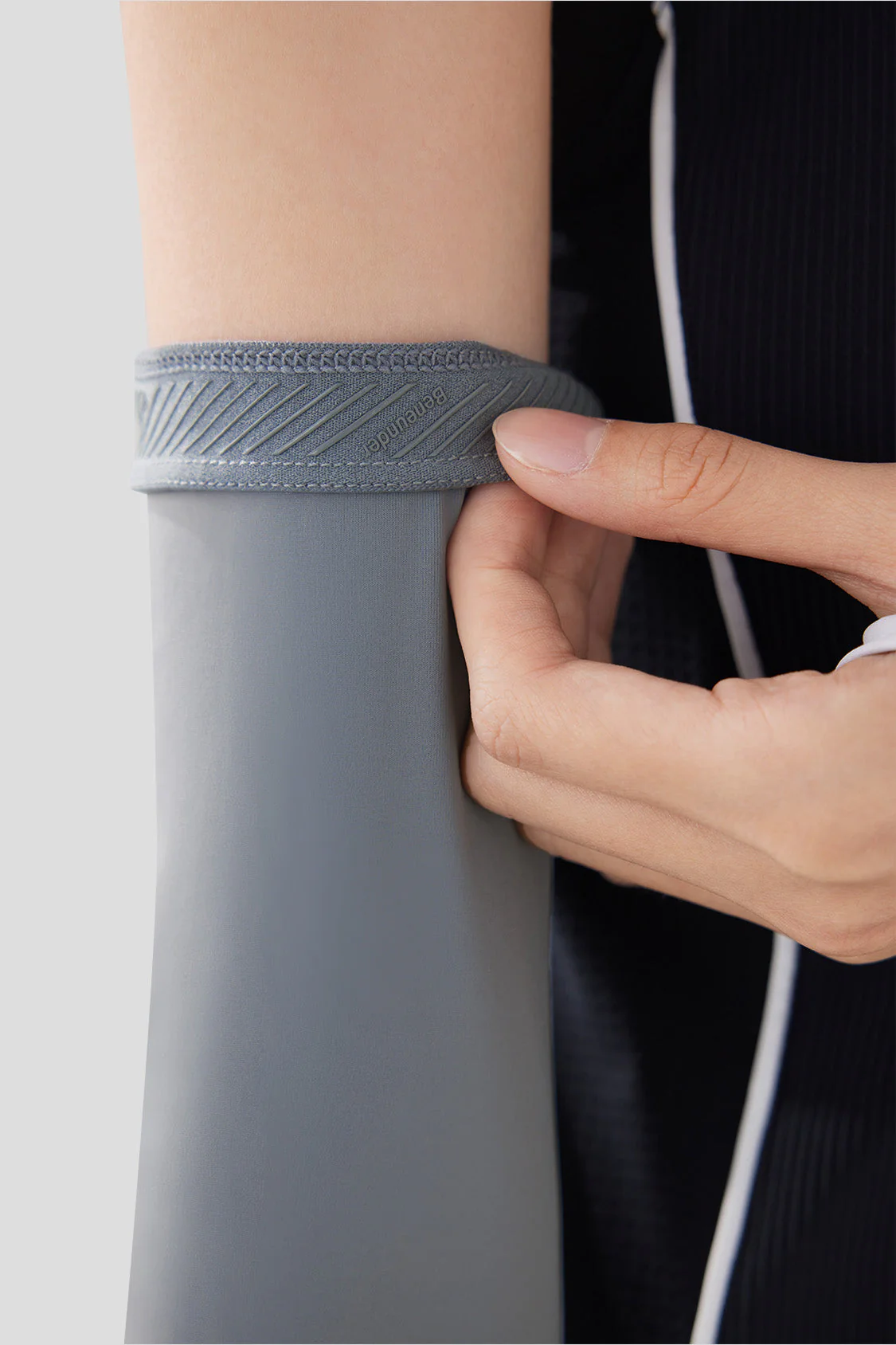 Aces - Women's Sun Protection Arm Sleeves UPF50+ - Image 14