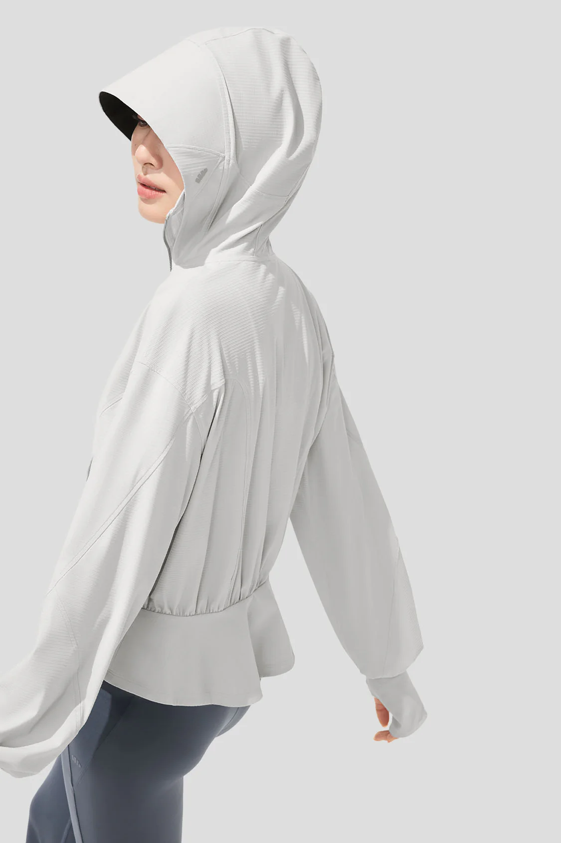 Air - Women's Cooling Breathable Short Sun Jacket UPF50+ - Image 12
