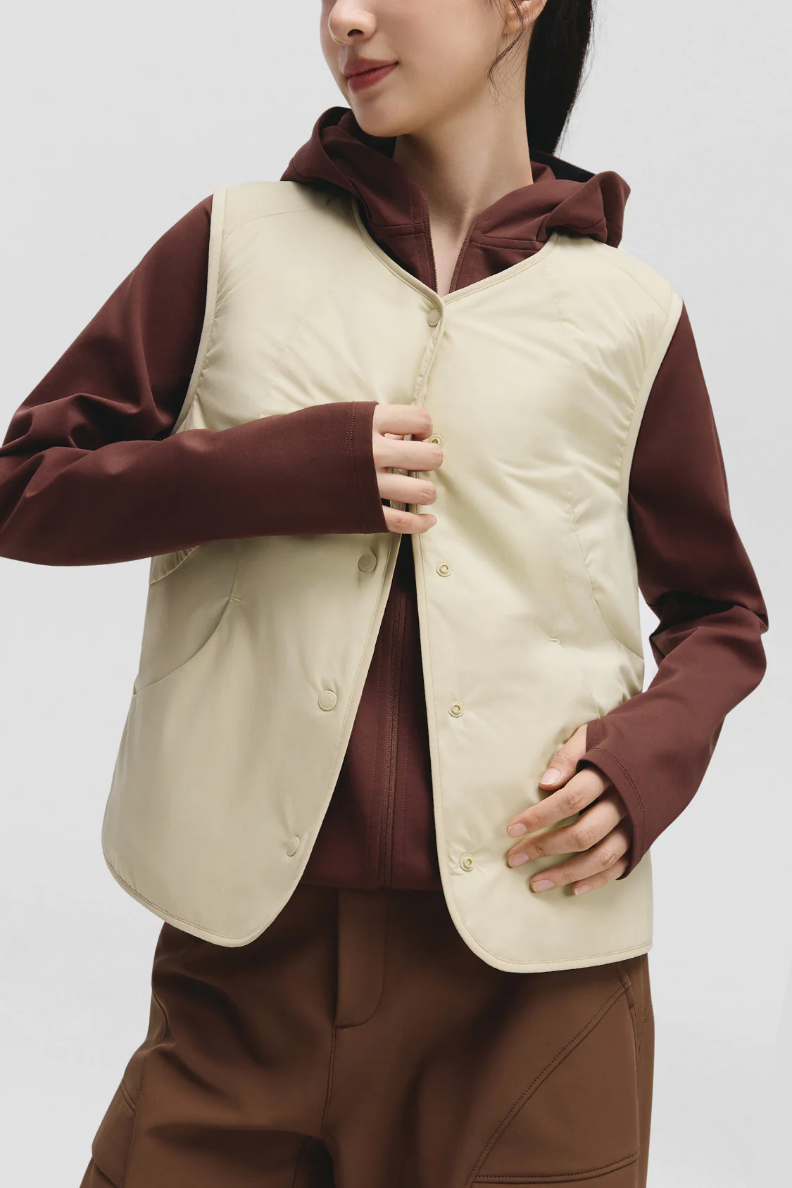 BreezeVest – Women’s Medium-Warmth Round-Neck Fleece Vest - Image 13