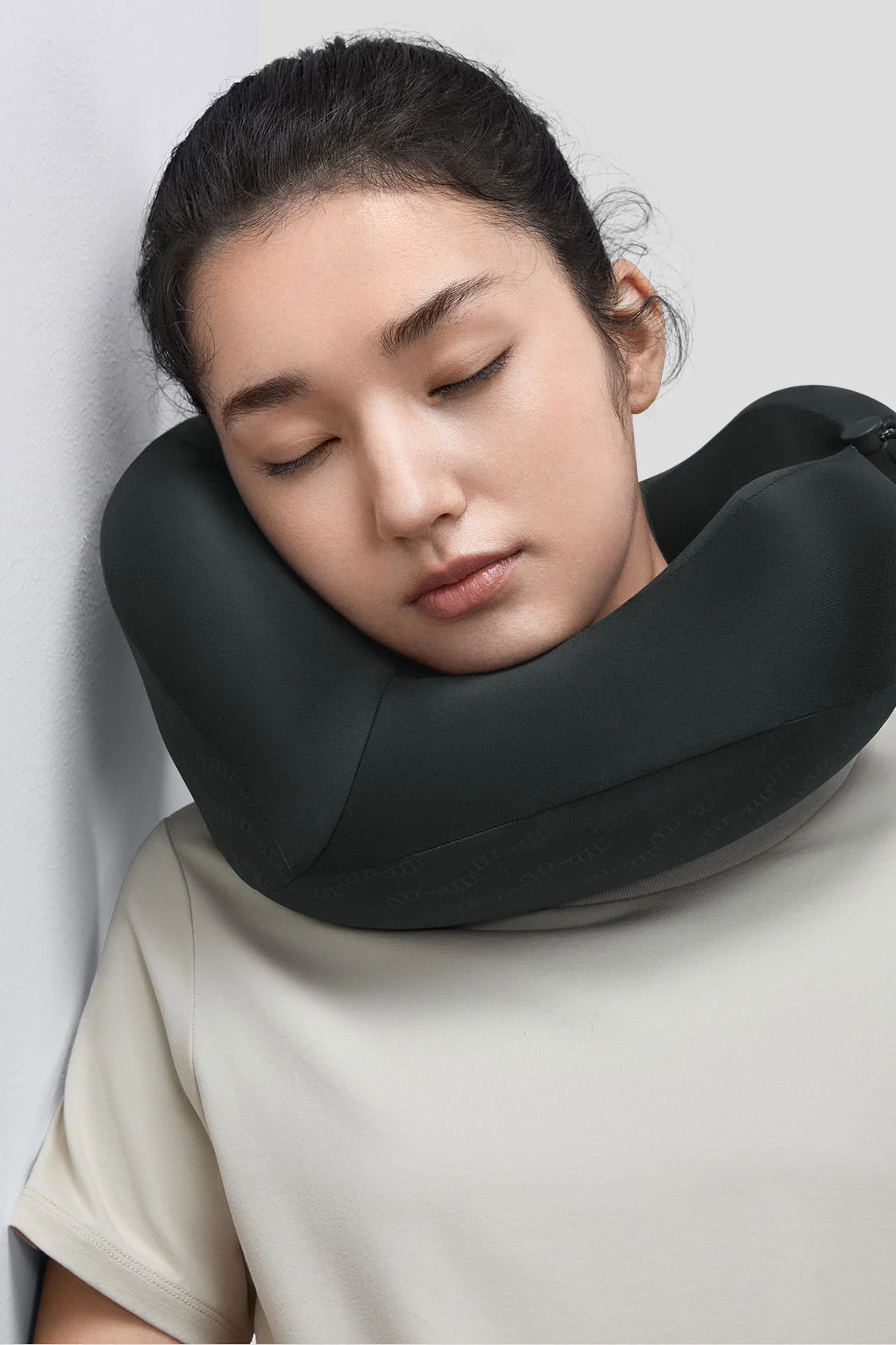 OnTheGo - Full Support Travel Pillow - Image 5
