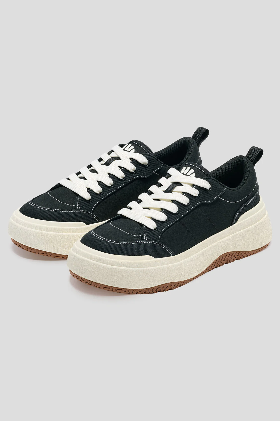 CozyCanvas - Men's Soft Thick Sole Sneakers - Image 2