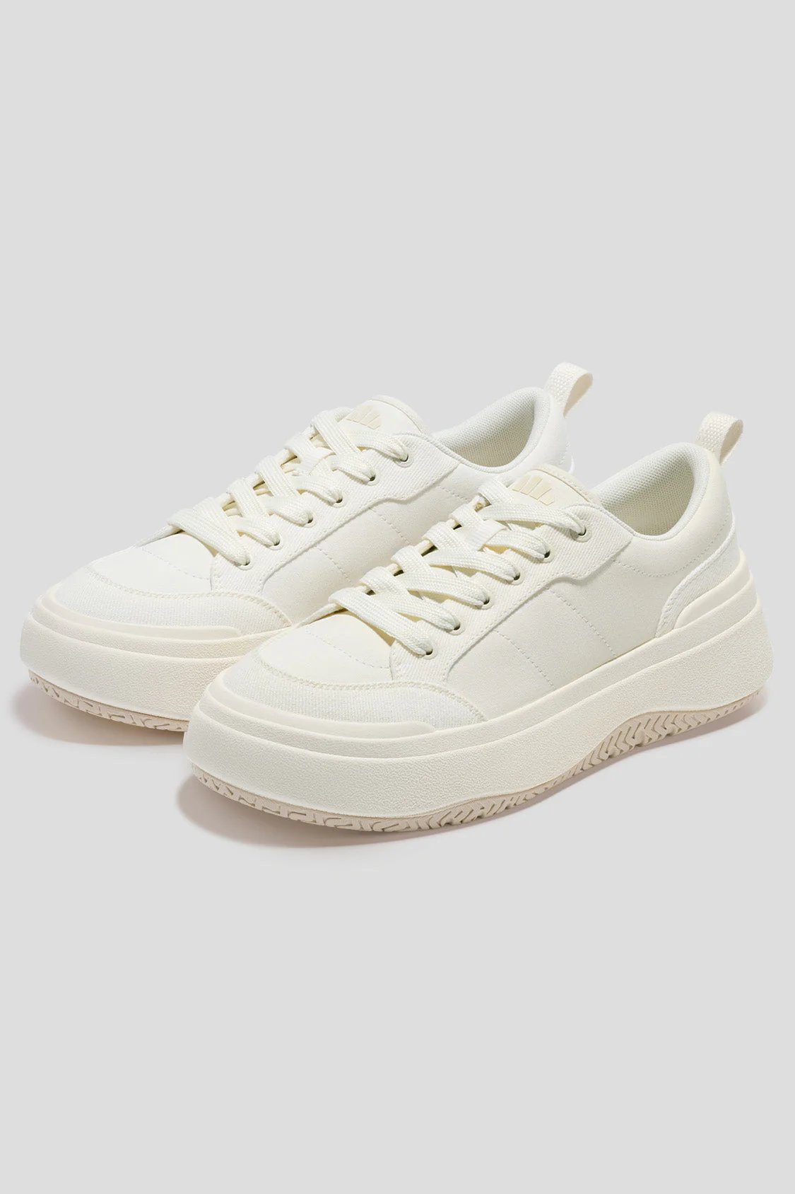 CozyCanvas - Men's Soft Thick Sole Sneakers - Image 5