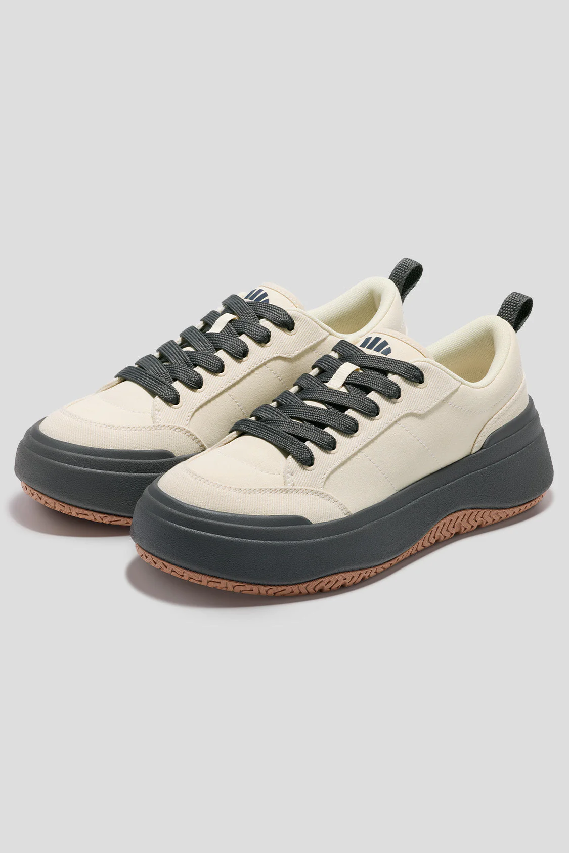 CozyCanvas - Men's Soft Thick Sole Sneakers - Image 7