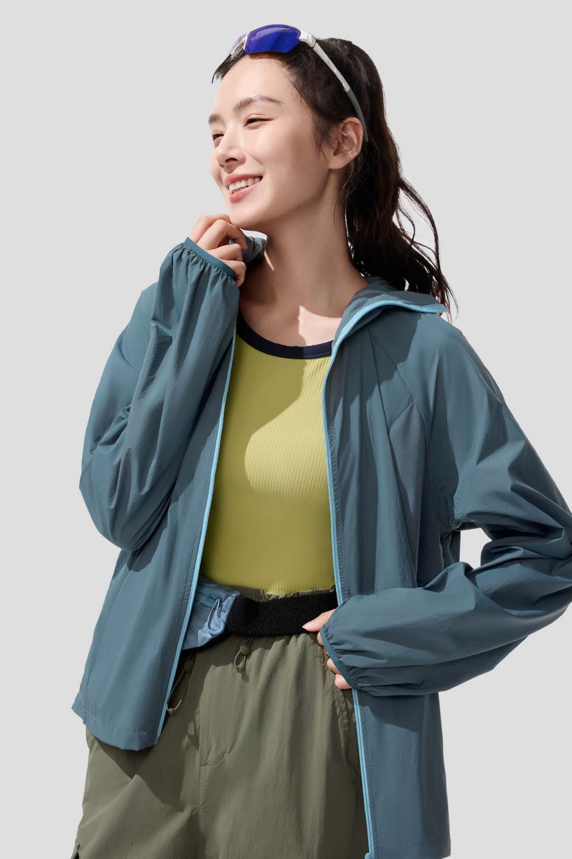 Women's Lightweight Water-Repellent Jacket UPF 100+ TS402 - Image 11