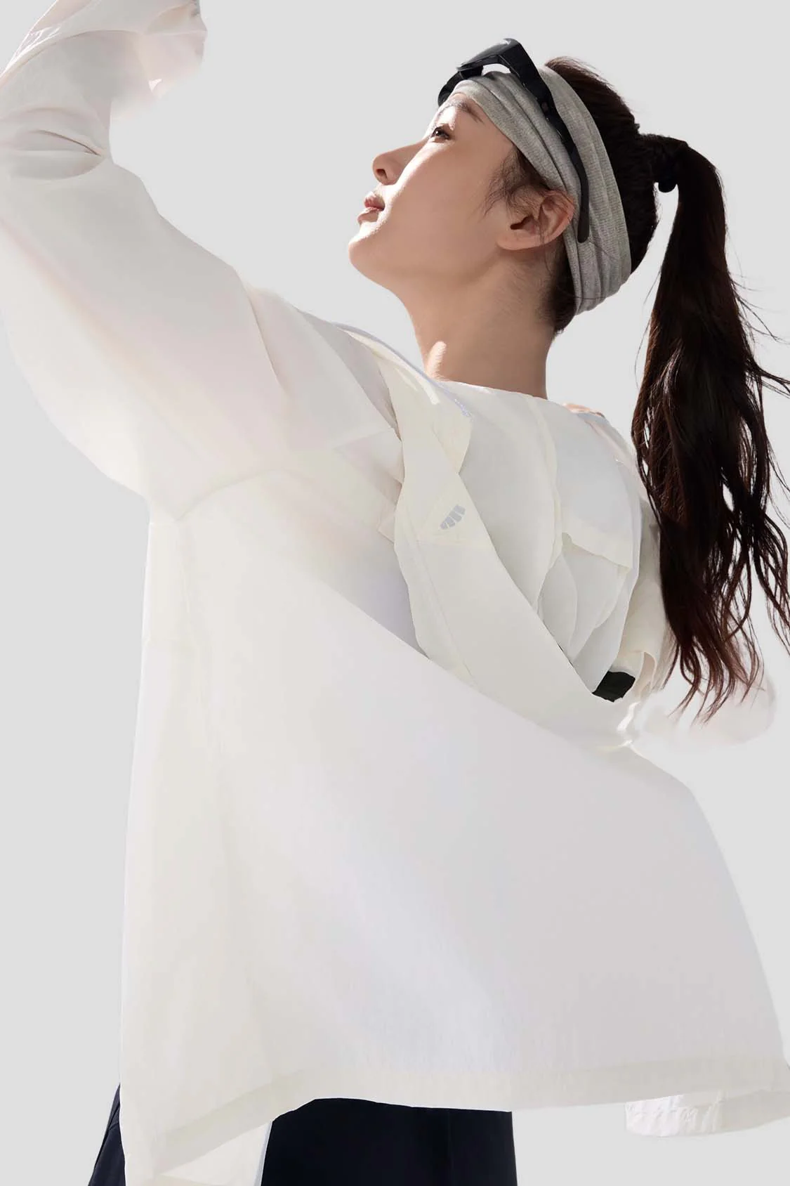 Women's Lightweight Water-Repellent Jacket UPF 100+ TS402 - Image 17