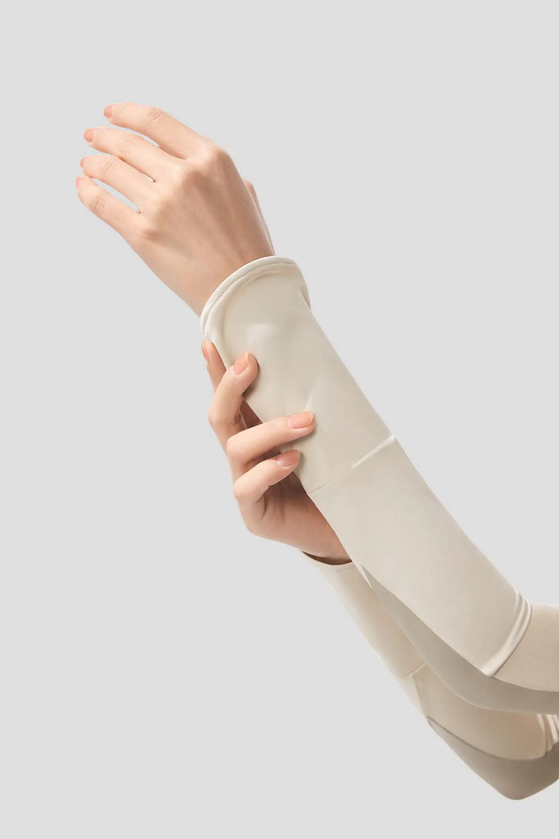 Dual - Women's Two-Way Finger Hole Sun Sleeves UPF150+ - Image 12