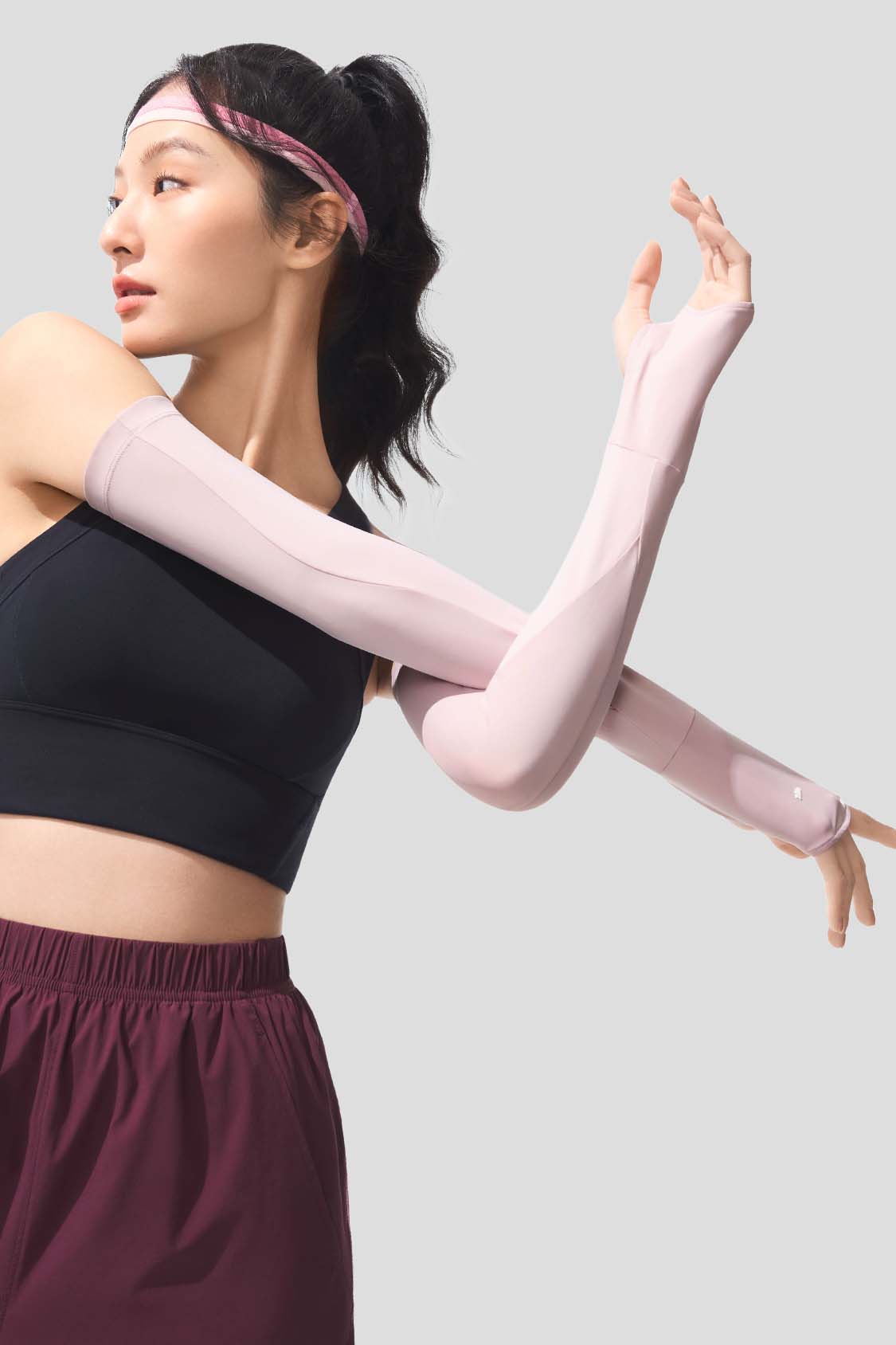 Dual - Women's Two-Way Finger Hole Sun Sleeves UPF150+ - Image 6