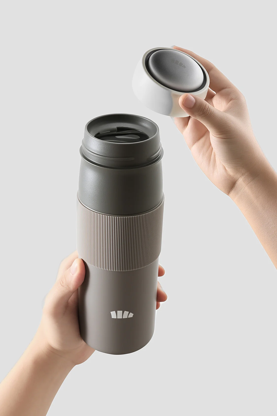 Cooling & Insulated Outdoor Bottle LC002 - Image 9