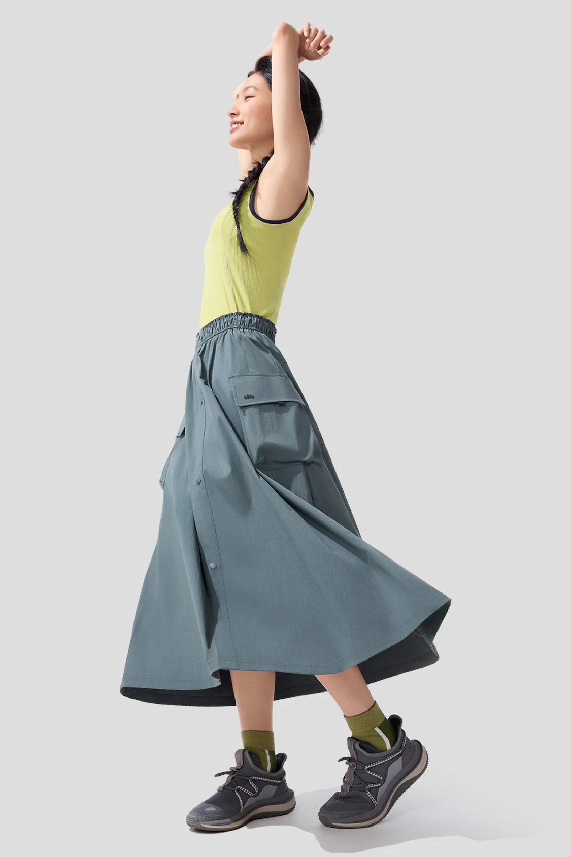 Explorer - Women's Water-Resistant Parachute Skirt UPF50+ - Image 4