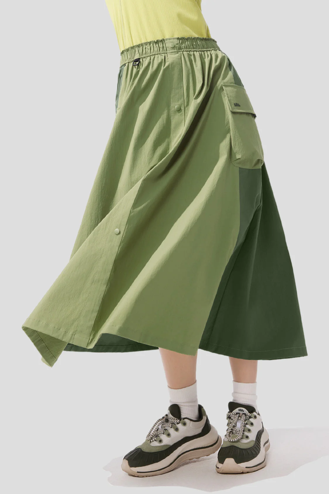 Explorer - Women's Water-Resistant Parachute Skirt UPF50+ - Image 7