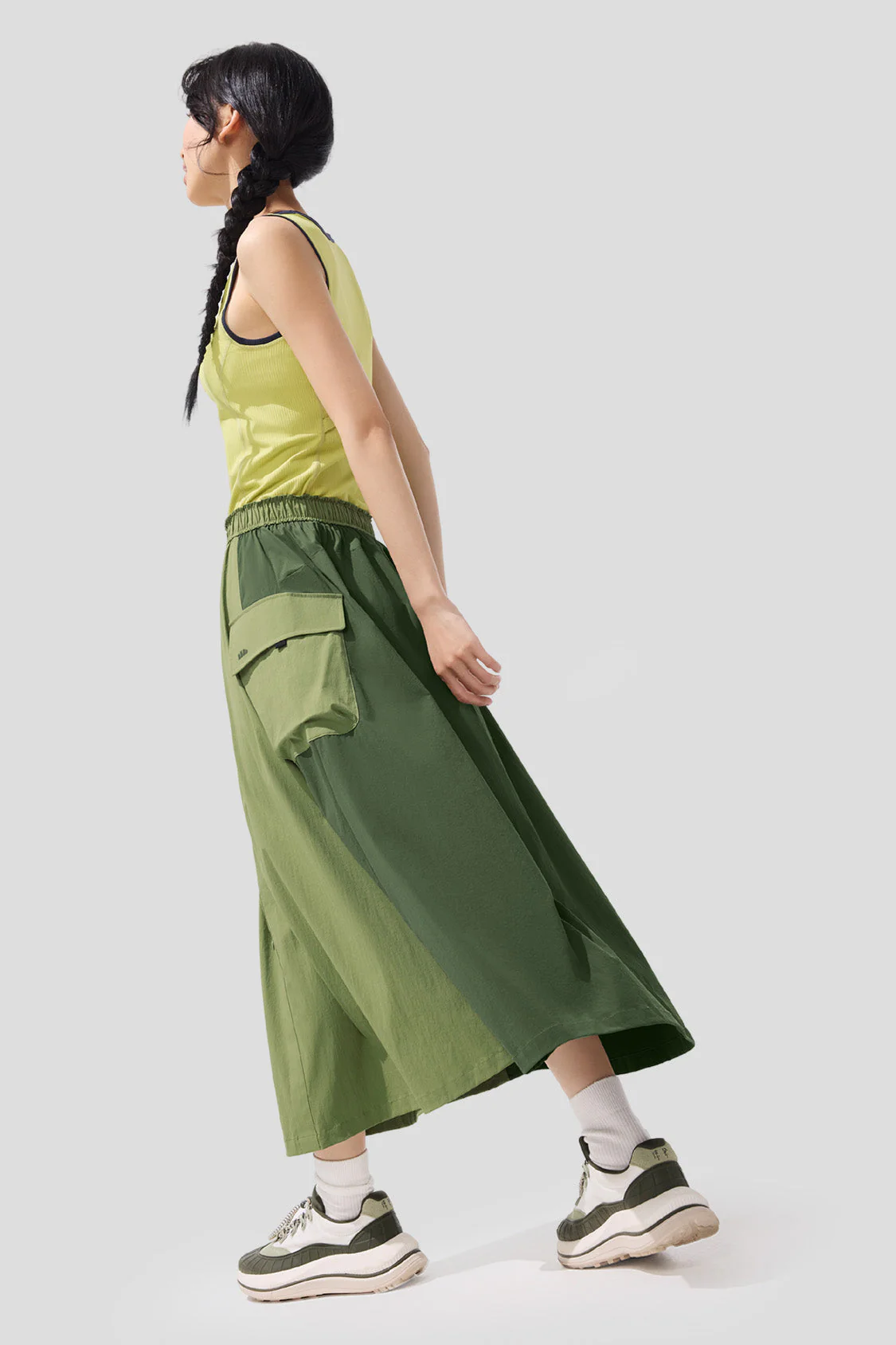 Explorer - Women's Water-Resistant Parachute Skirt UPF50+ - Image 8
