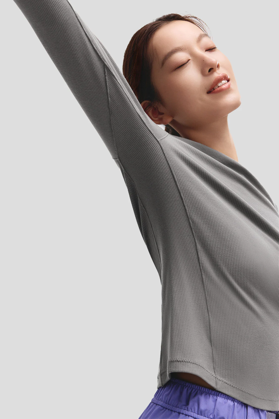 FlexEase – Women’s Seamless Ribbed Long Sleeve T-Shirt (Crew Neck) - Image 9