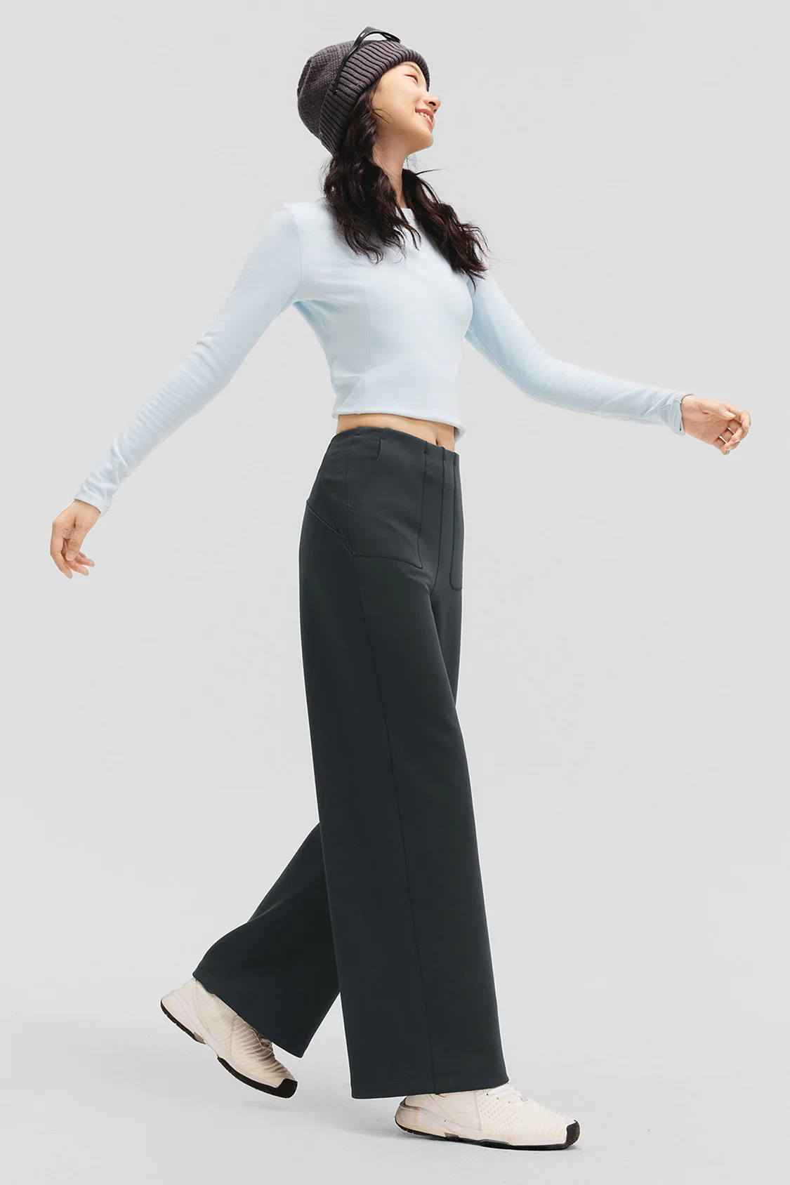 FlowWarm – Women’s High-Stretch Wide-Leg Thermal Pants - Image 4