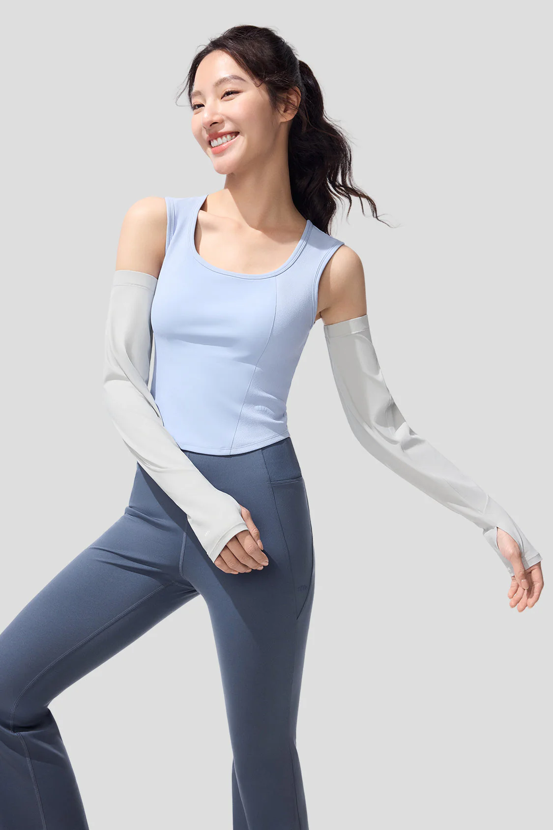 Horizon - Women's Loose Sun Sleeves UPF50+ - Image 10