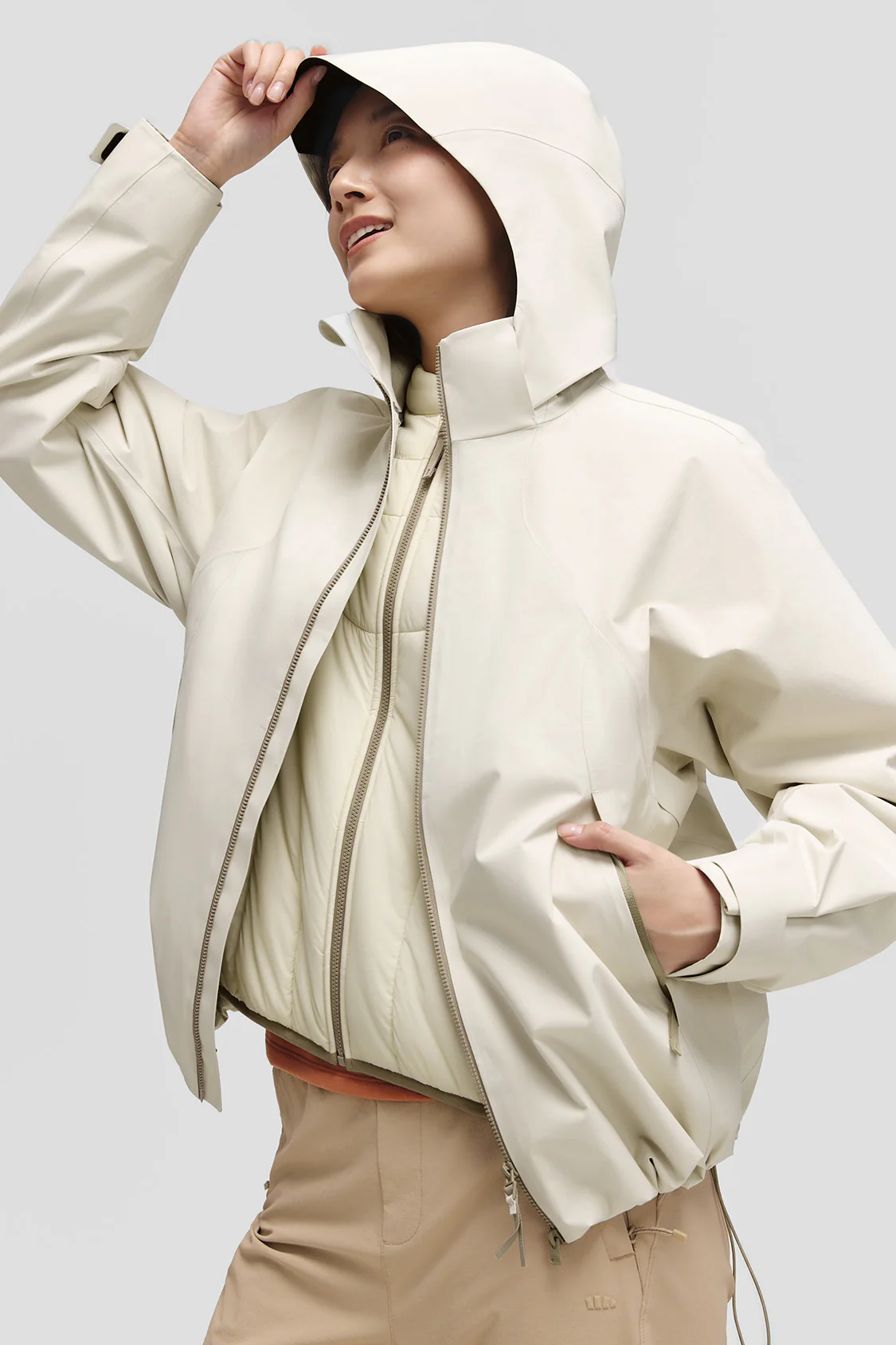 PeakFlex – Women’s Stretch Insulated Shell Jacket (Removable Hood, Warm Liner)