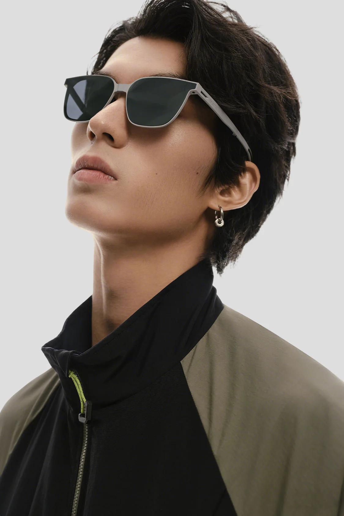 Men’s Square Folding Sunglasses UV 400 FD434 - Image 10
