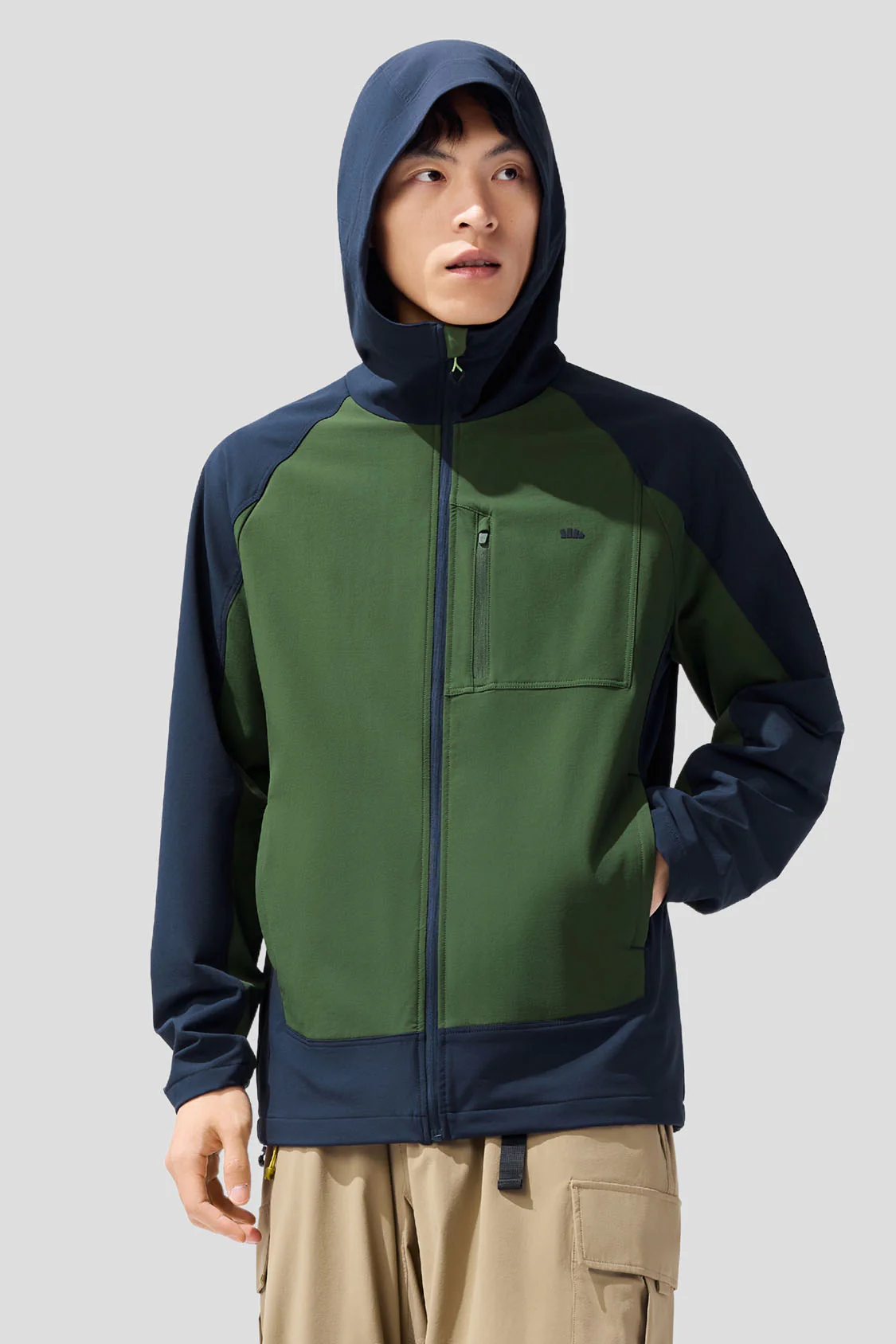 Shield - Men's Lightweight Water-Repellent Softshell Jacket - Image 2