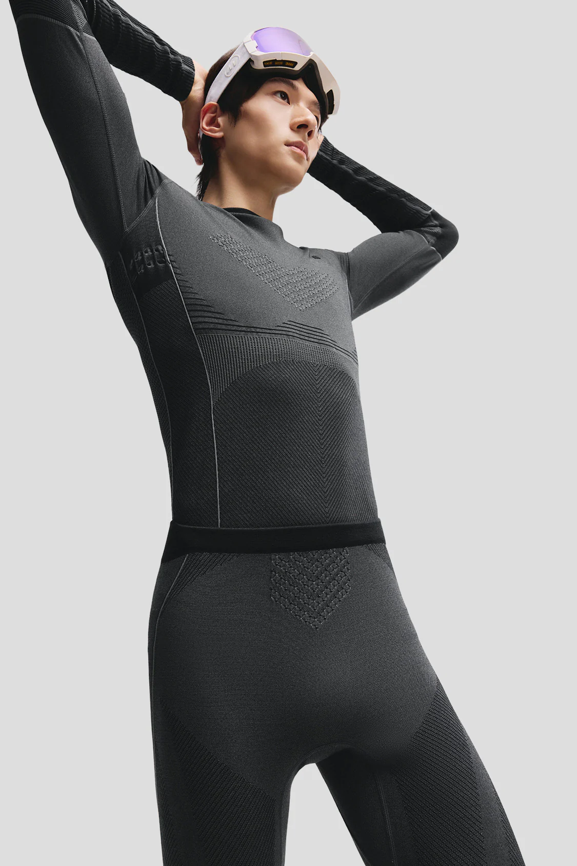 ThermaSet – Men’s Extra-Warmth Outdoor Performance Base Layer Set - Image 4