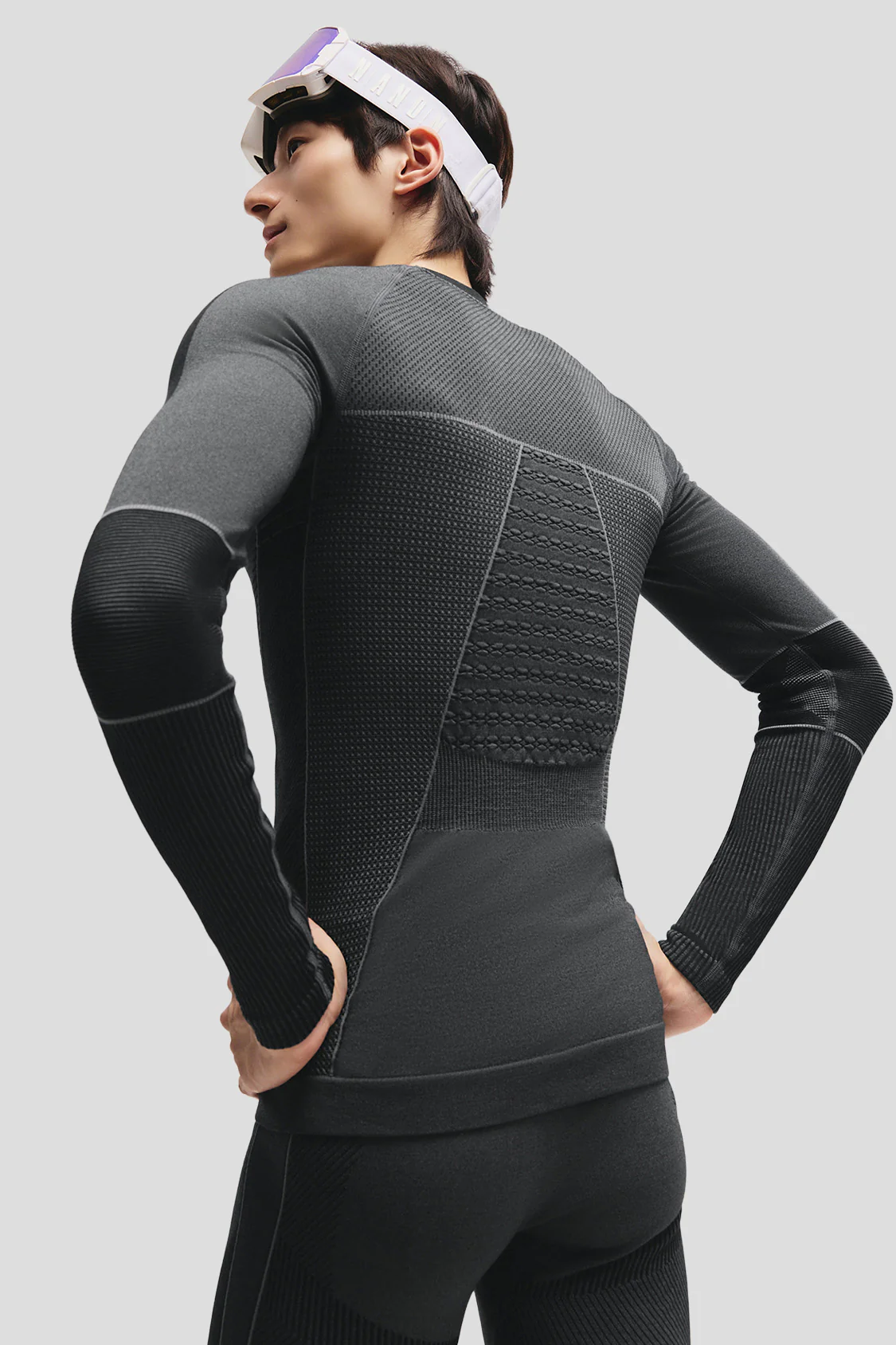 ThermaSet – Men’s Extra-Warmth Outdoor Performance Base Layer Set - Image 5