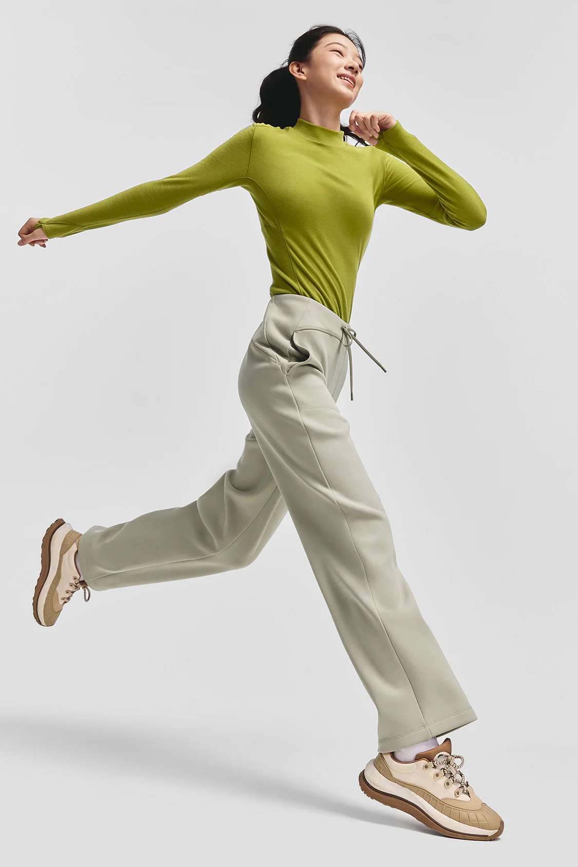 WarmFlex – Women’s High-Stretch Fleece-Lined Straight Pants - Image 2