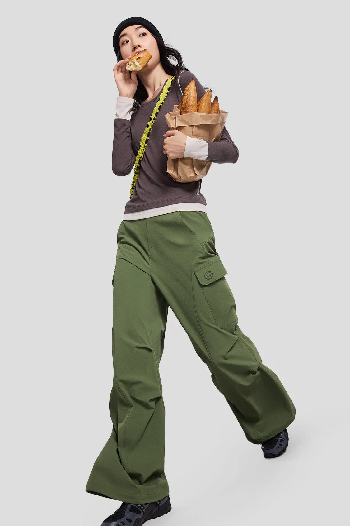 WindFree - Women's Cargo Paratrooper Pants - Image 3