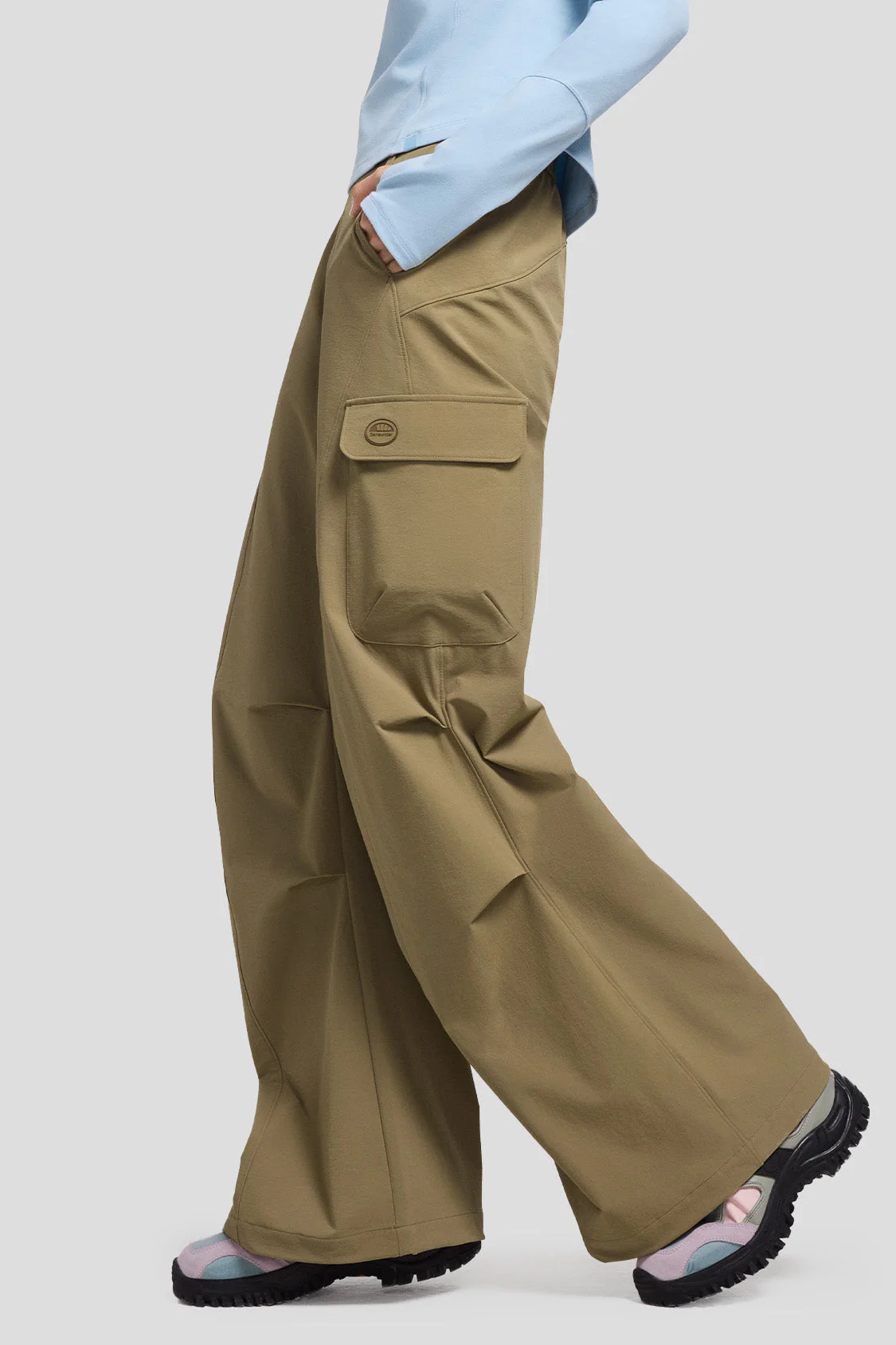 WindFree - Women's Cargo Paratrooper Pants - Image 6