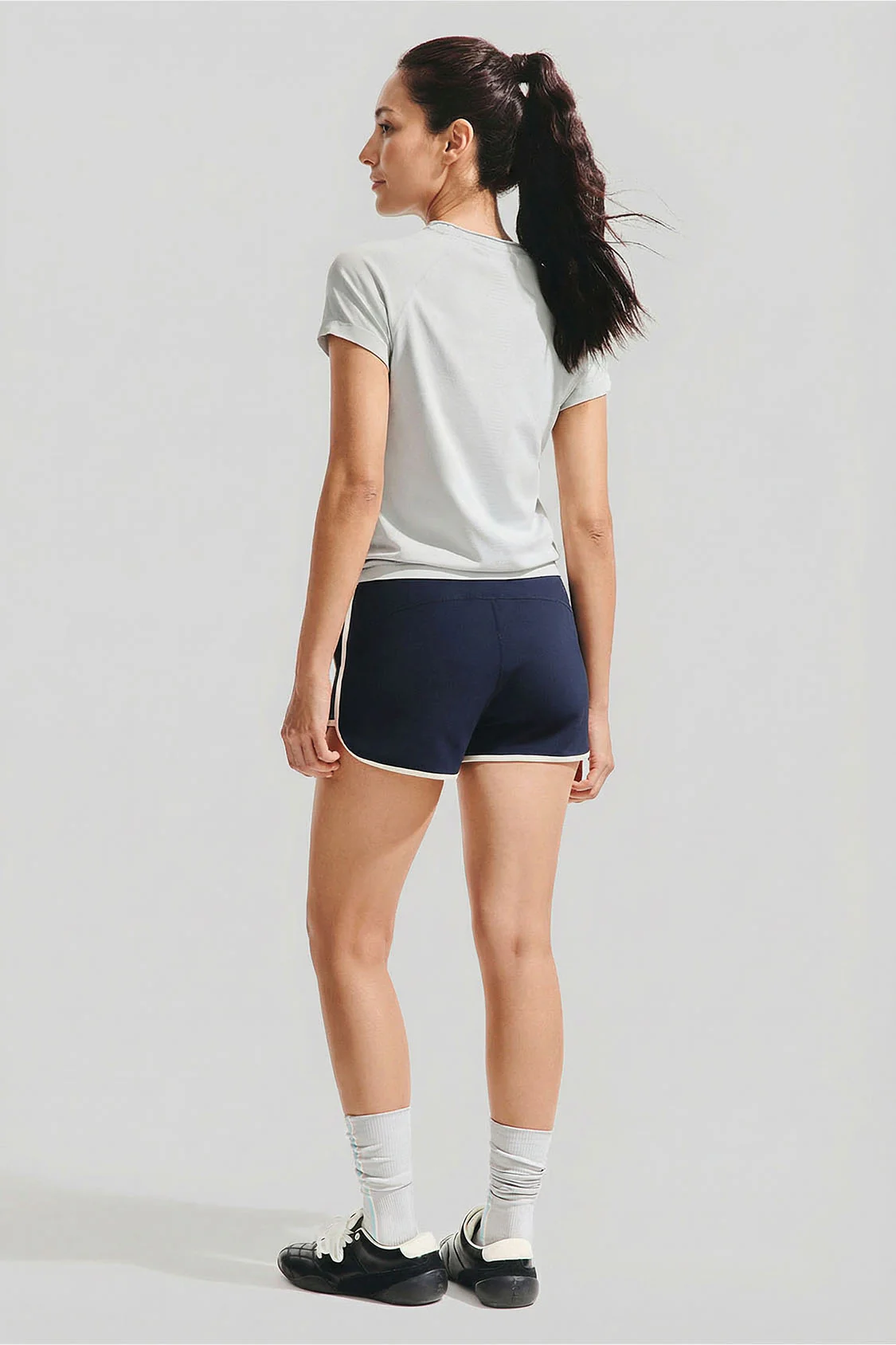 Women's Cooling Seamless T-Shirt UPF 50+ DR006 - Image 3