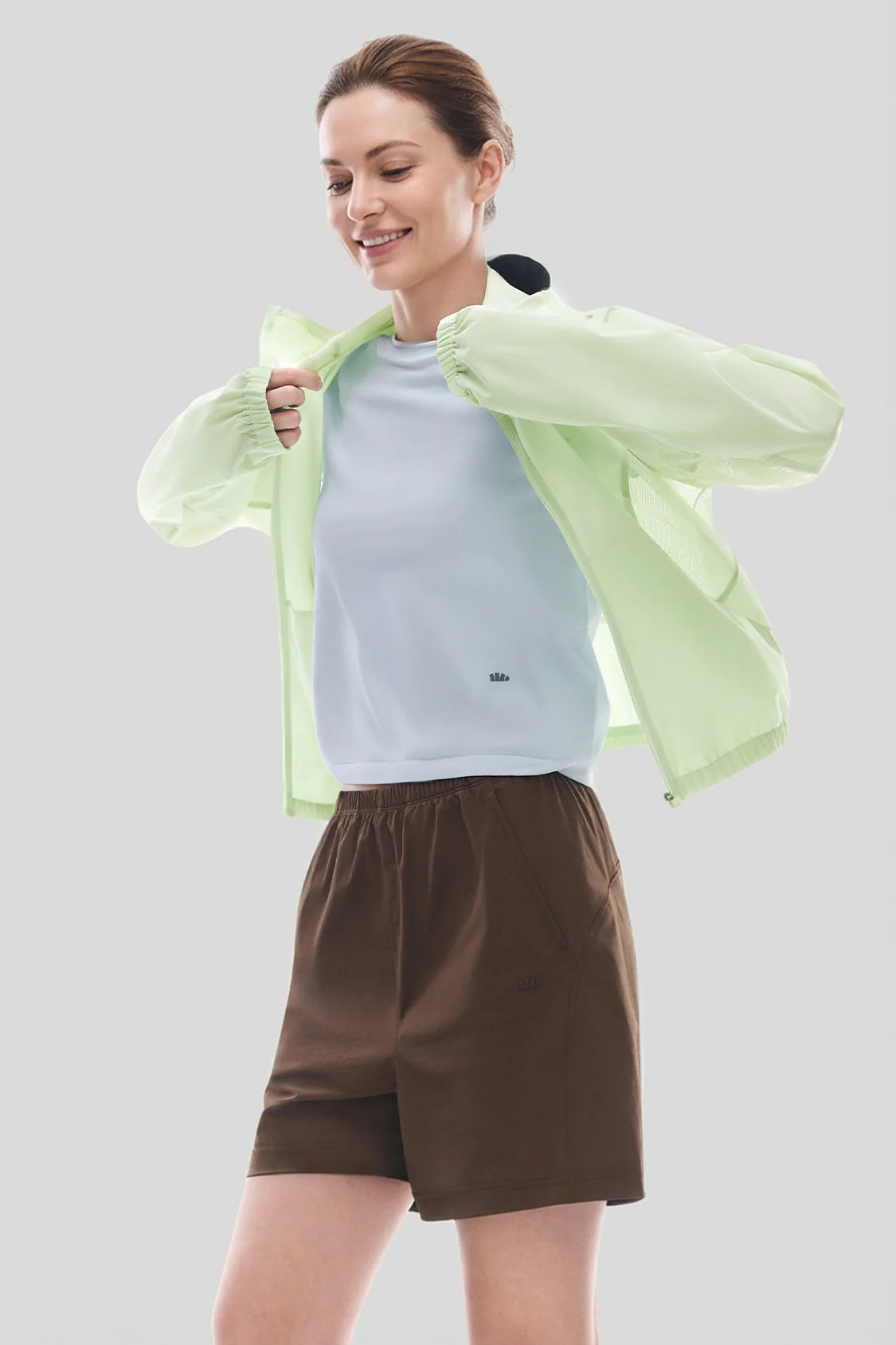 Women’s Cropped Lightweight Sun Protection Jacket UPF 50+ TS004 - Image 3